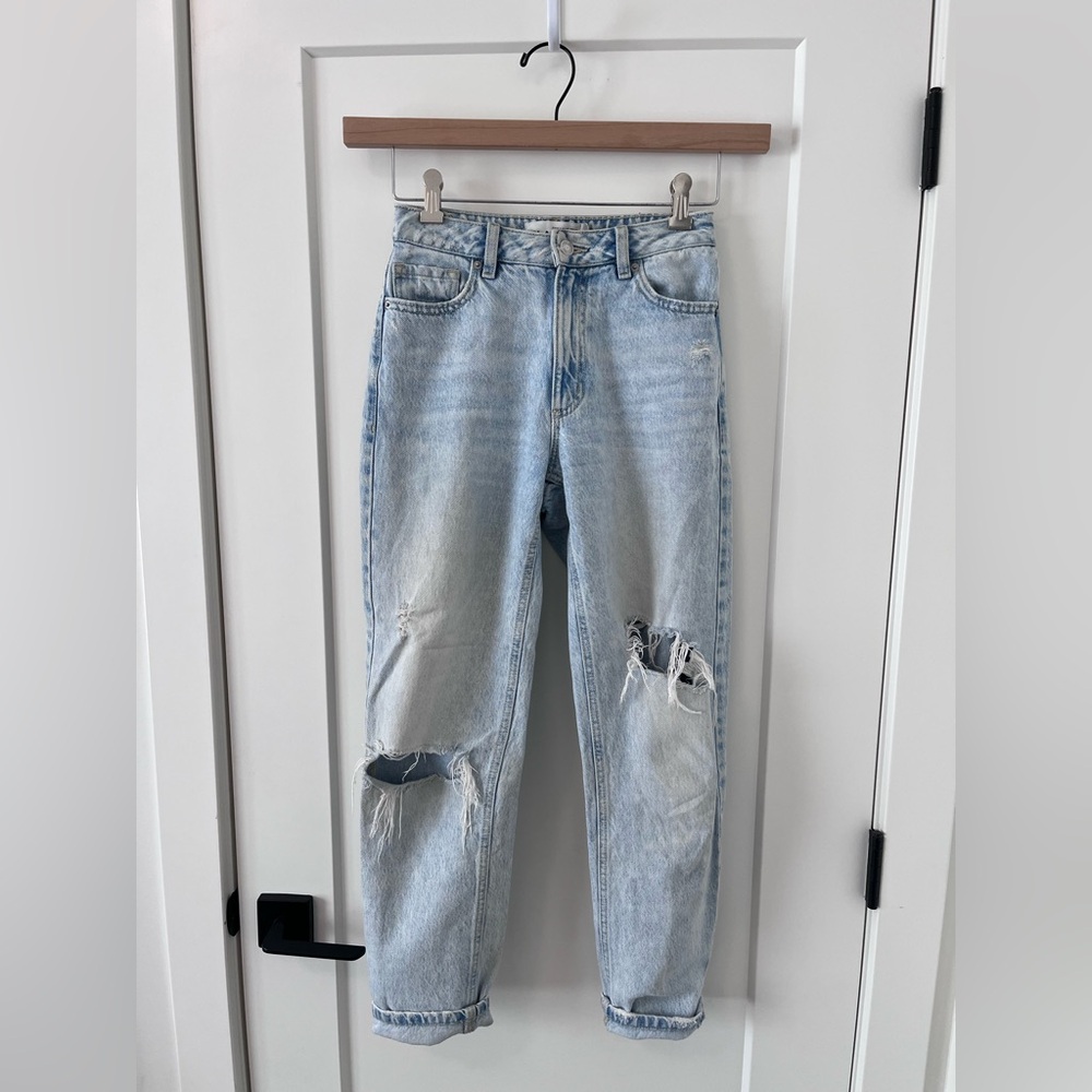 Dynamite Claudia Mom Jeans Size 23/000